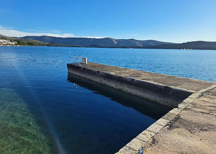 Eden De - Odmor U Srcu Dalmacije U Zaboricu Kraj Sibenika