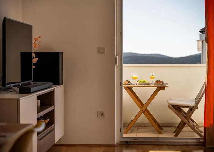 Eden De - Odmor U Srcu Dalmacije U Zaboricu Kraj Sibenika 公寓 *